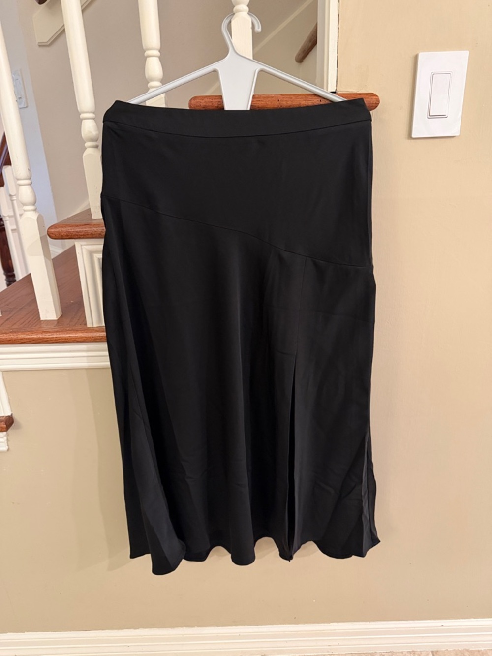 Banana Republic Classic Black A-Line Women's Midi Skirt